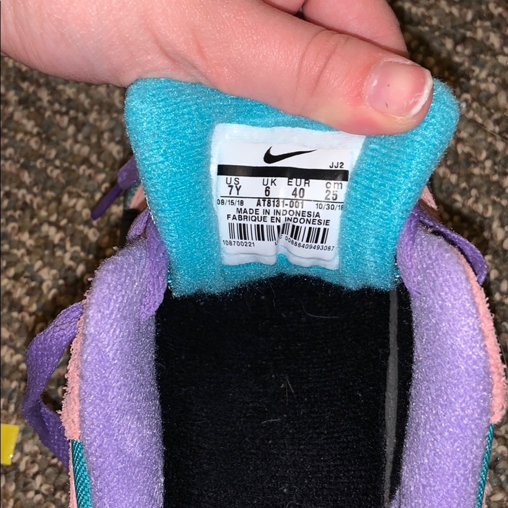 Kids Nike Air Max’s - Picture 3 of 5